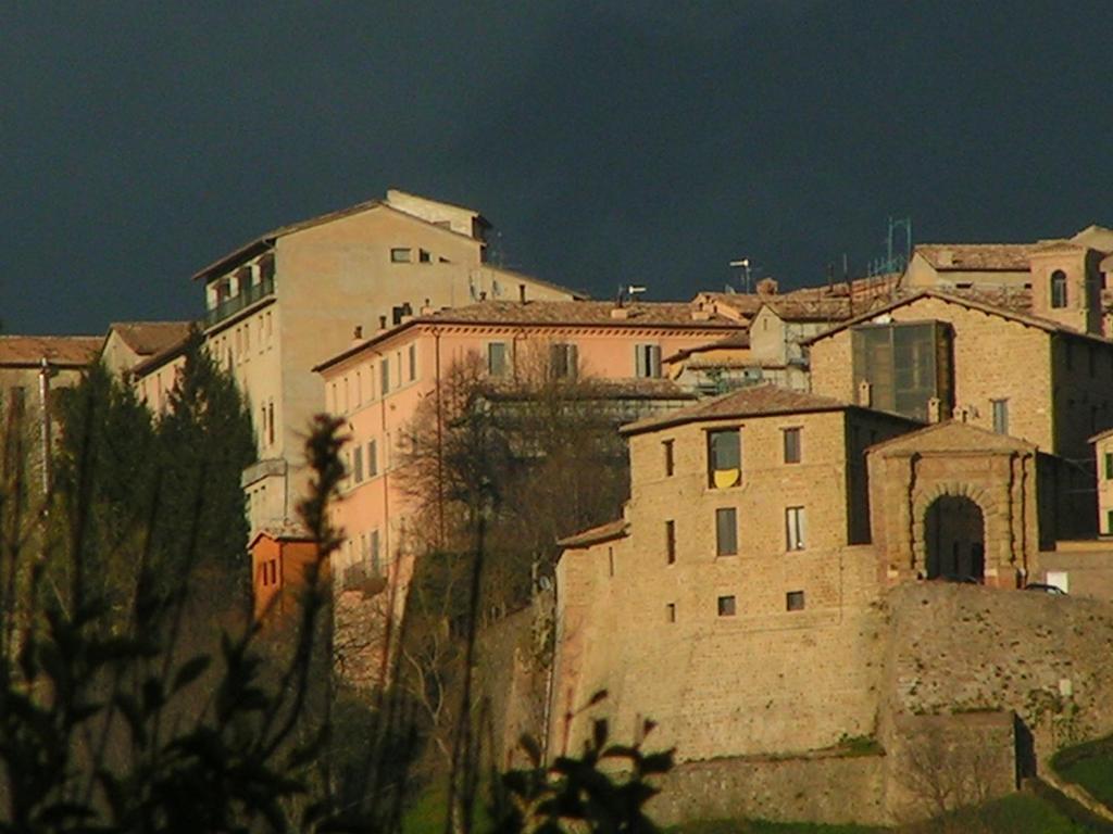 B&B Caselunghe Camerino Exterior photo