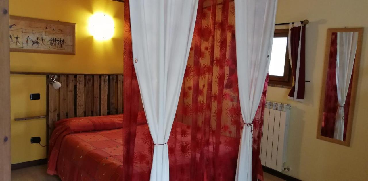 B&B Caselunghe Camerino Exterior photo
